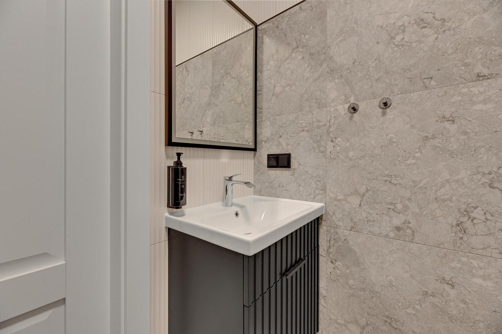 Apartamenty Stagiewna By Downtown Apartments Gdańsk Exteriör bild